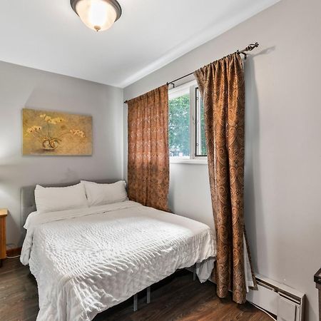 ホテル Compact But Cozy Too アンカレッジ エクステリア 写真